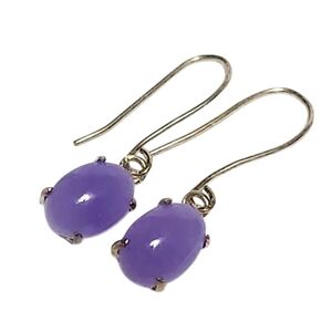 Jade Yellow Gold Dangle Oval Cabochon Earrings